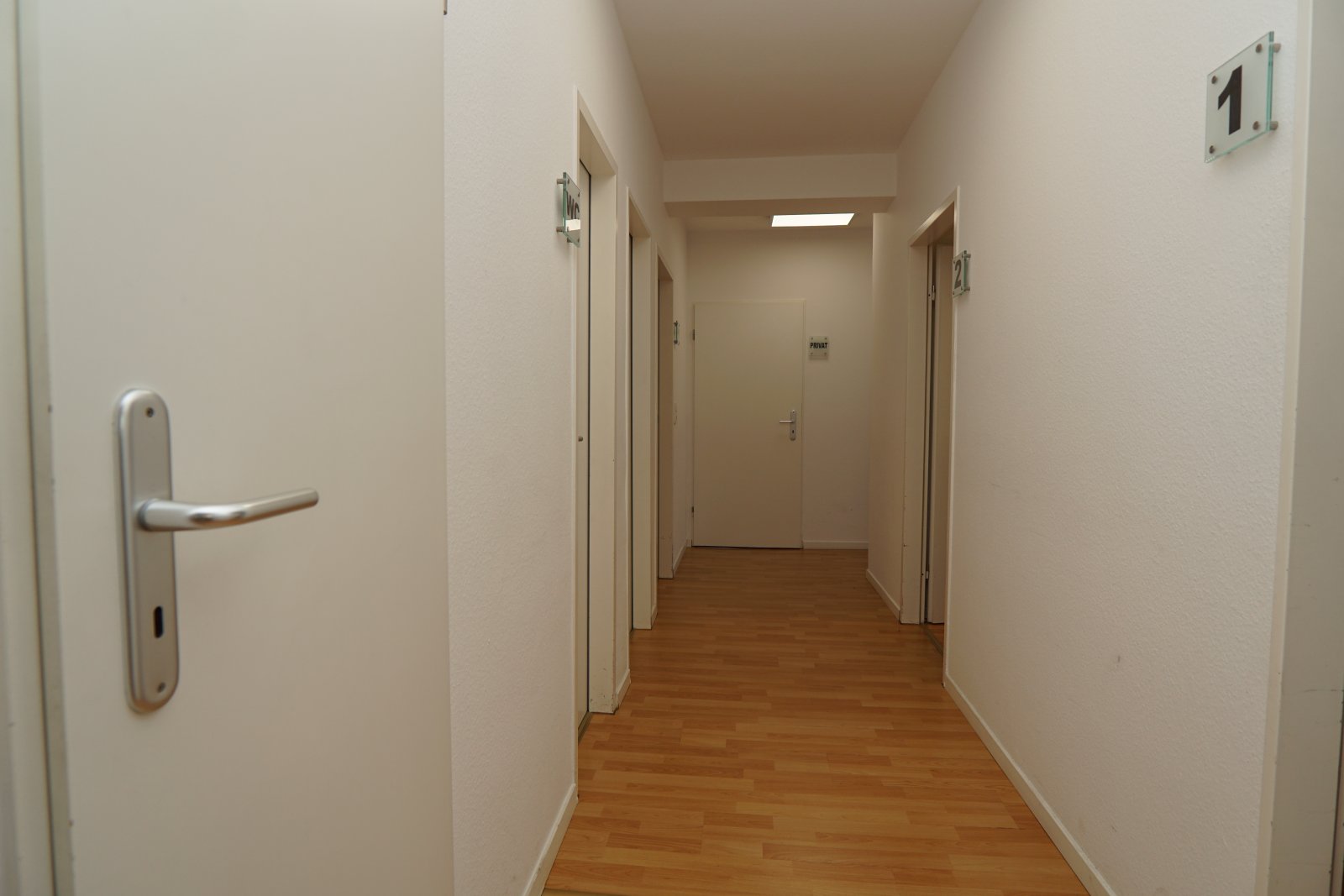 Gewerbeeinheit (WEG) vermietete Arztpraxis