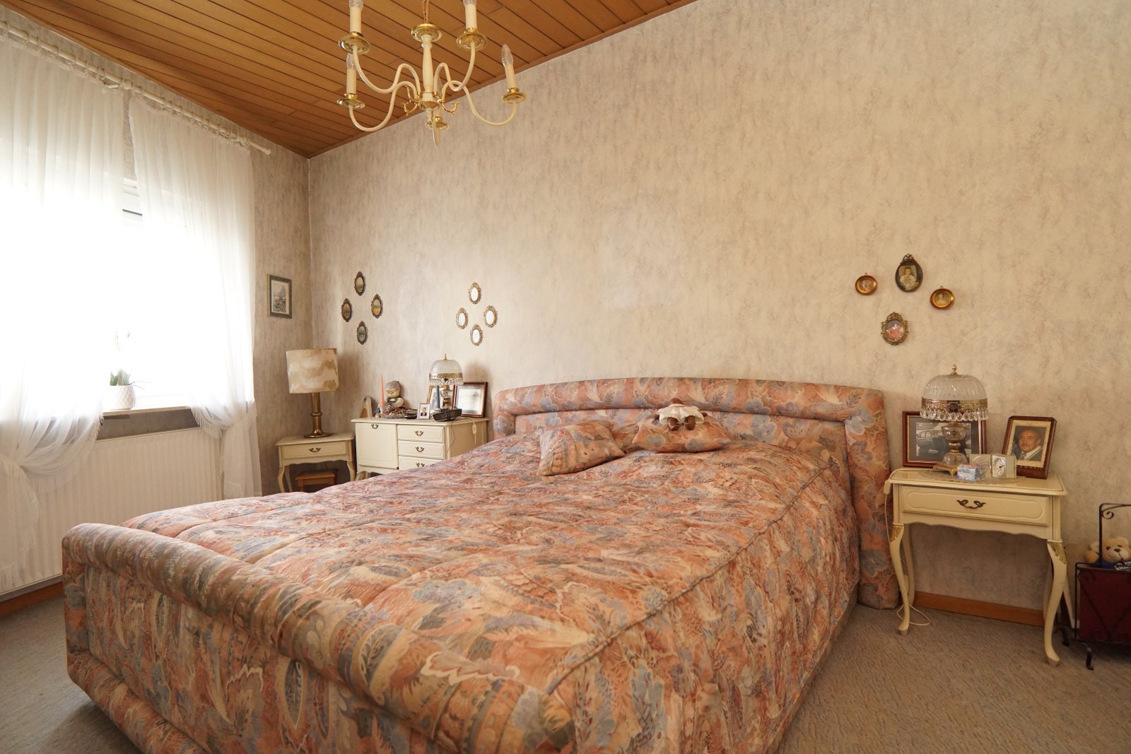 Zweifamilienhaus am Feldrand zwischen Idylle und Zentrum