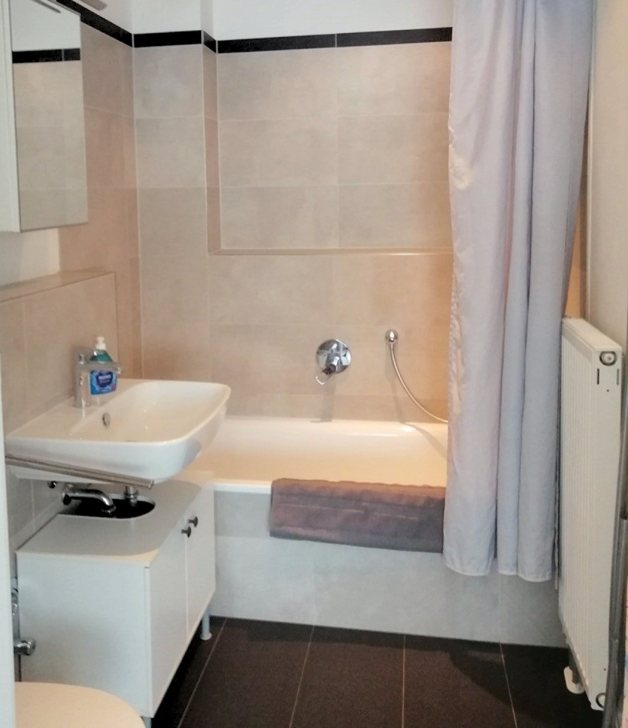 Blumenauer (c) -Badezimmer Blumenauer (c) -Badezimmer